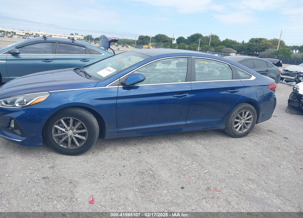 2018 HYUNDAI SONATA VIN: 5NPE24AF0JH697815