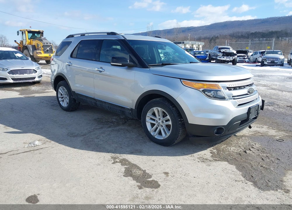 2013 FORD EXPLORER XLT VIN: 1FM5K8D85DGB17189
