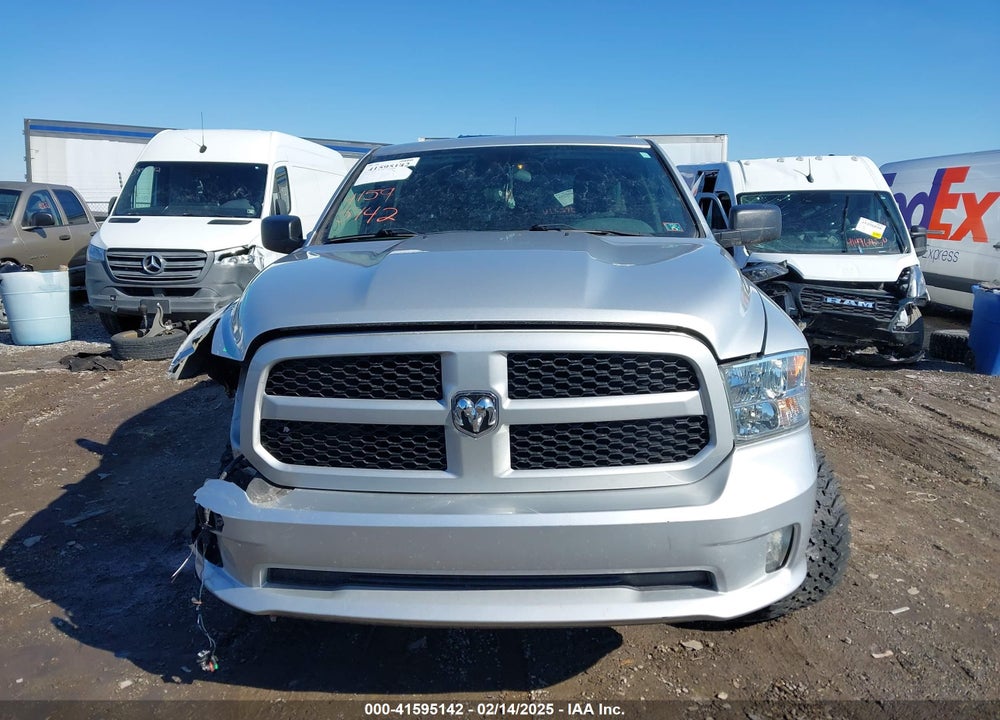 2018 RAM 1500 VIN: 1C6RR7KT4JS222745