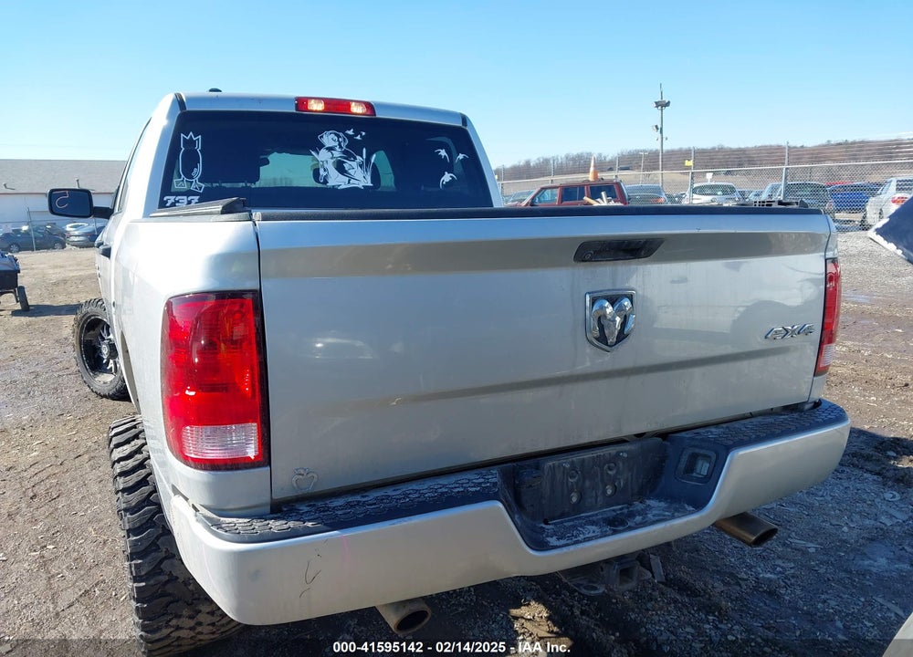 2018 RAM 1500 VIN: 1C6RR7KT4JS222745