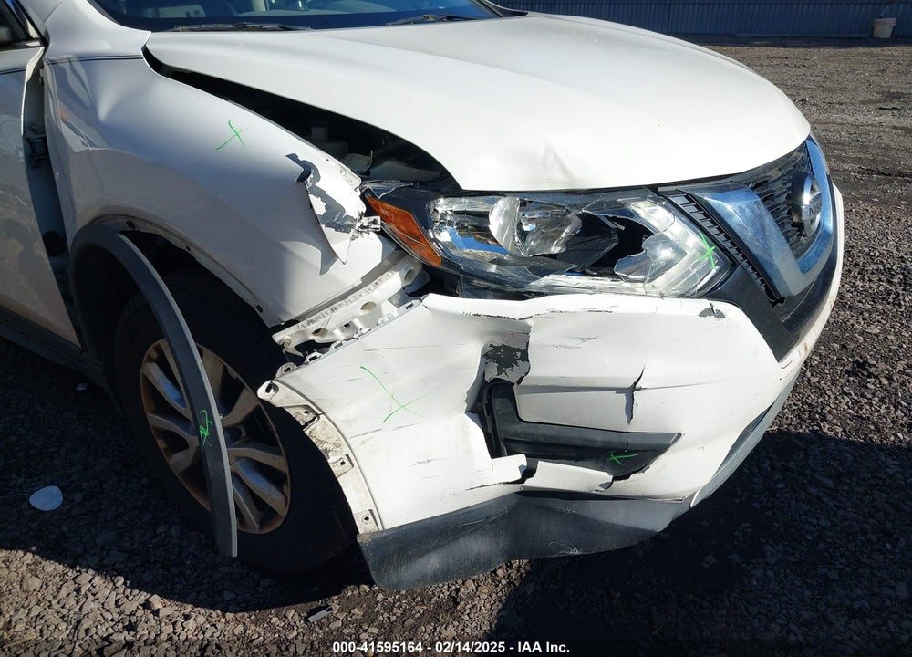 2017 NISSAN ROGUE SV VIN: JN8AT2MV6HW004810