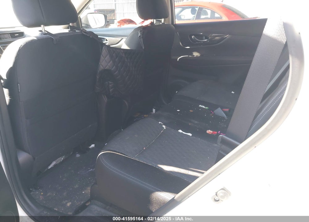2017 NISSAN ROGUE SV VIN: JN8AT2MV6HW004810