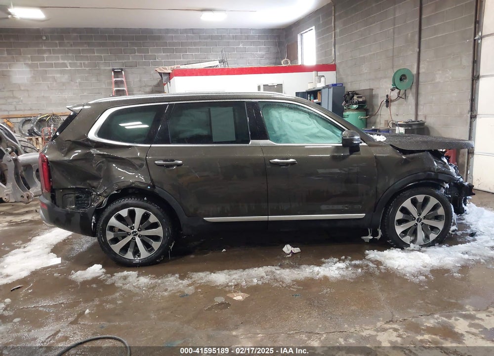 2022 KIA TELLURIDE S VIN: 5XYP6DHC4NG200609