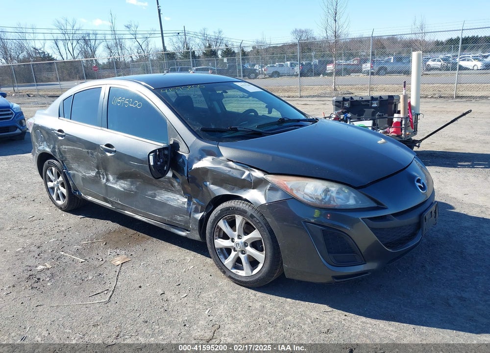 2011 MAZDA 3 I TOURING VIN: JM1BL1VF1B1368204