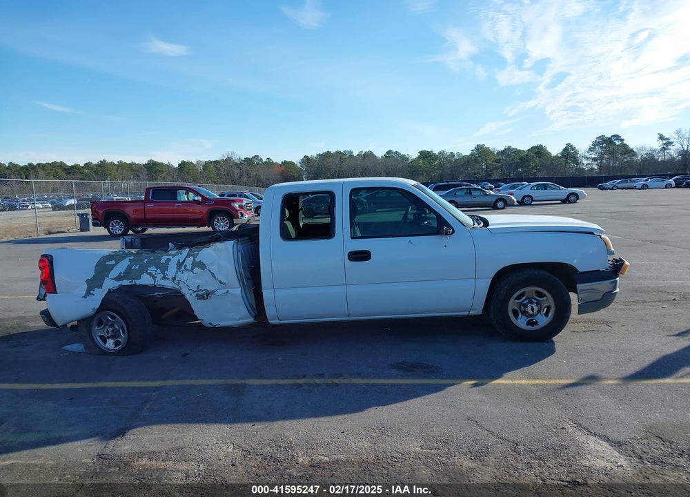2004 CHEVROLET SILVERADO 1500 LS VIN: 2GCEC19V841101475