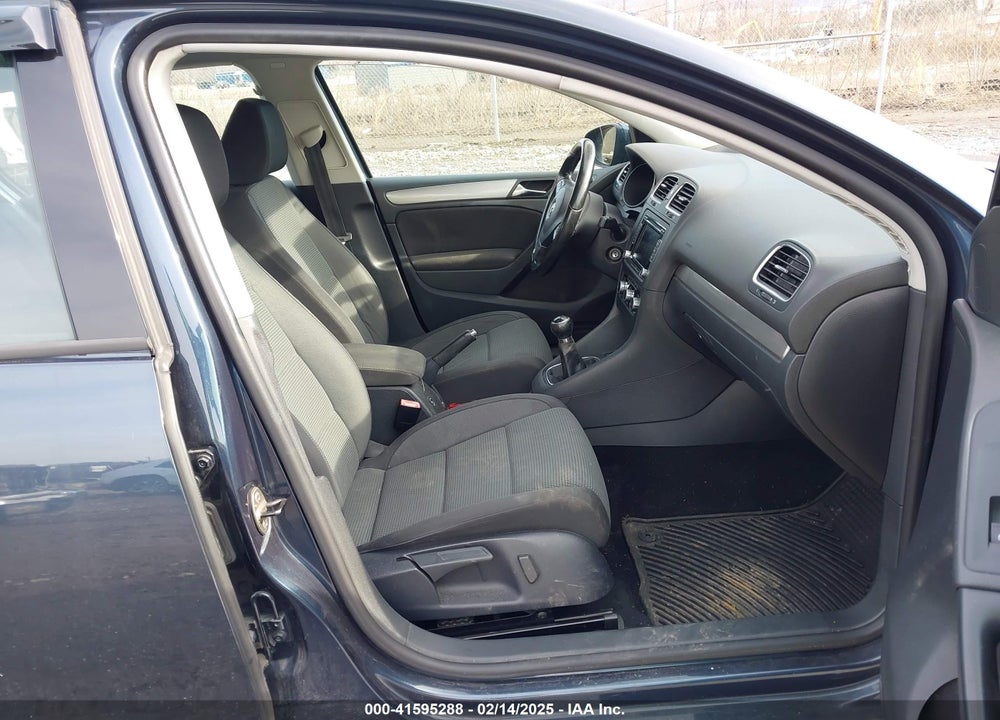 2010 VOLKSWAGEN GOLF 2.5L COMFORTLINE/2.5L HIGHLINE/2.5L TRENDLINE VIN: WVWCA7AJ4AW258935