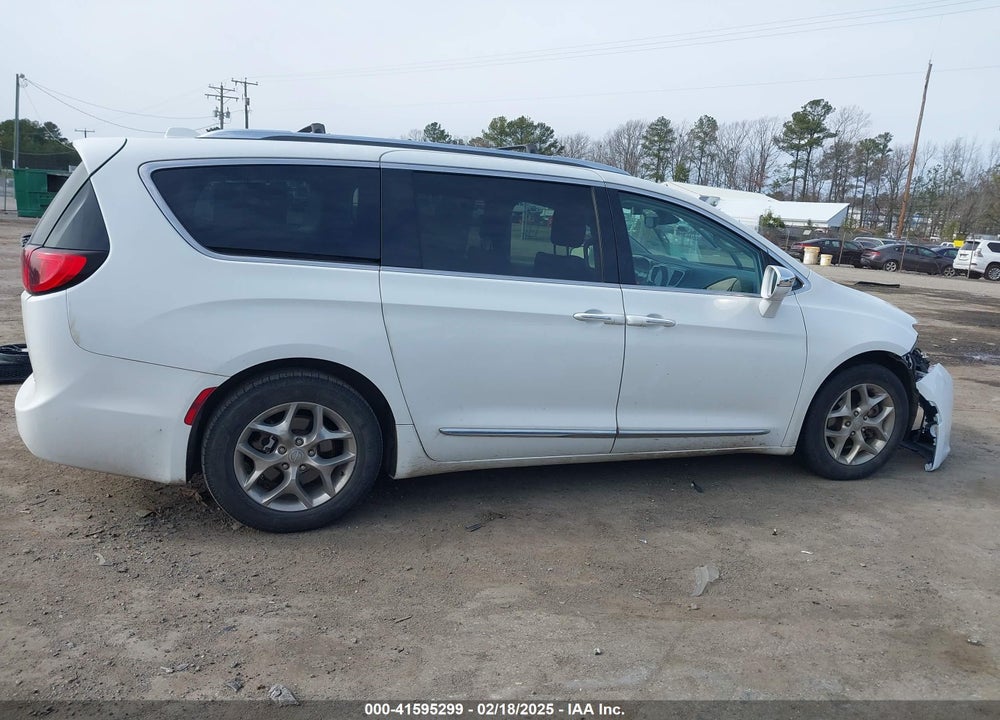 2018 CHRYSLER PACIFICA LIMITED VIN: 2C4RC1GG6JR269098