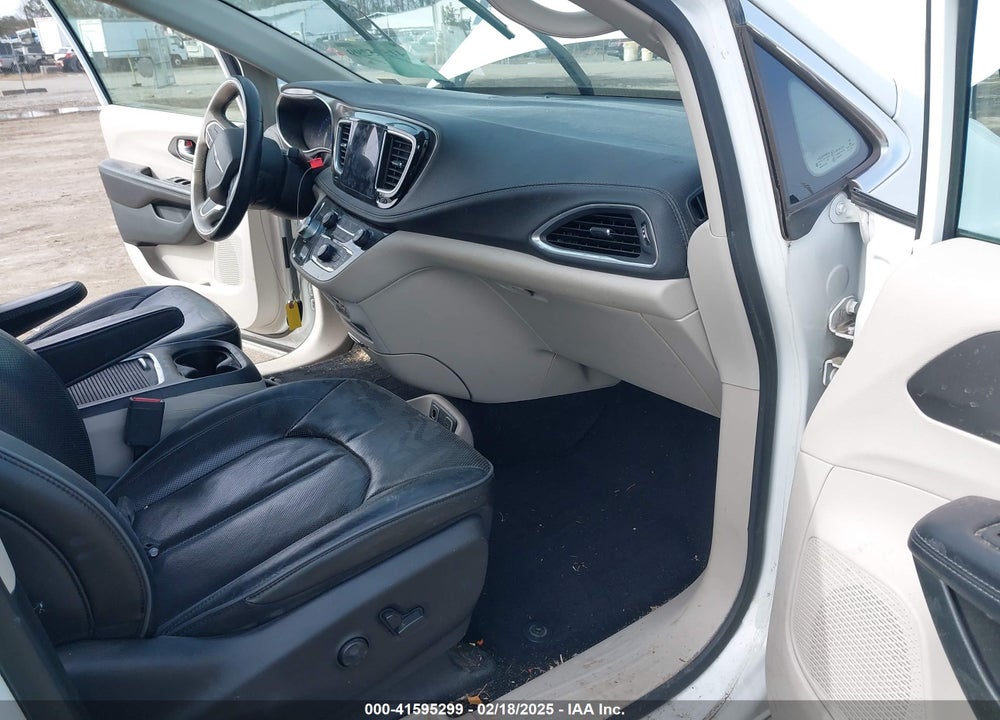 2018 CHRYSLER PACIFICA LIMITED VIN: 2C4RC1GG6JR269098
