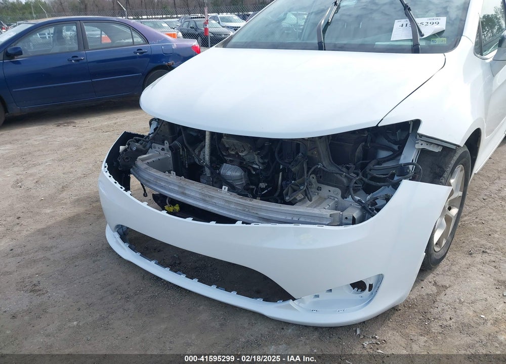 2018 CHRYSLER PACIFICA LIMITED VIN: 2C4RC1GG6JR269098
