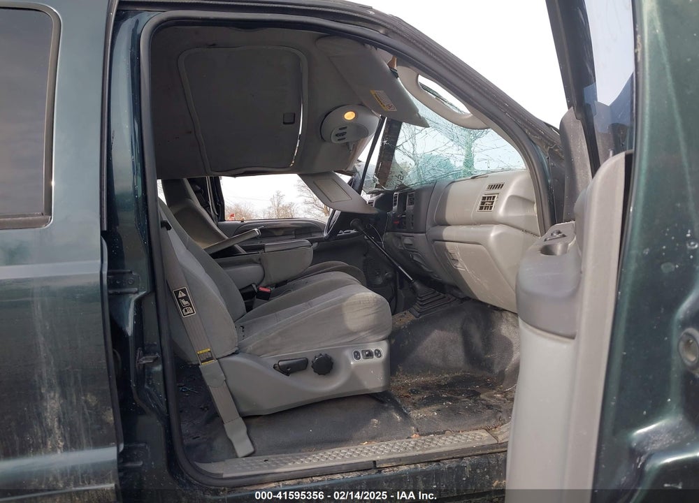 2004 FORD F-350 LARIAT/XL/XLT VIN: 1FTSW31P64EB44469