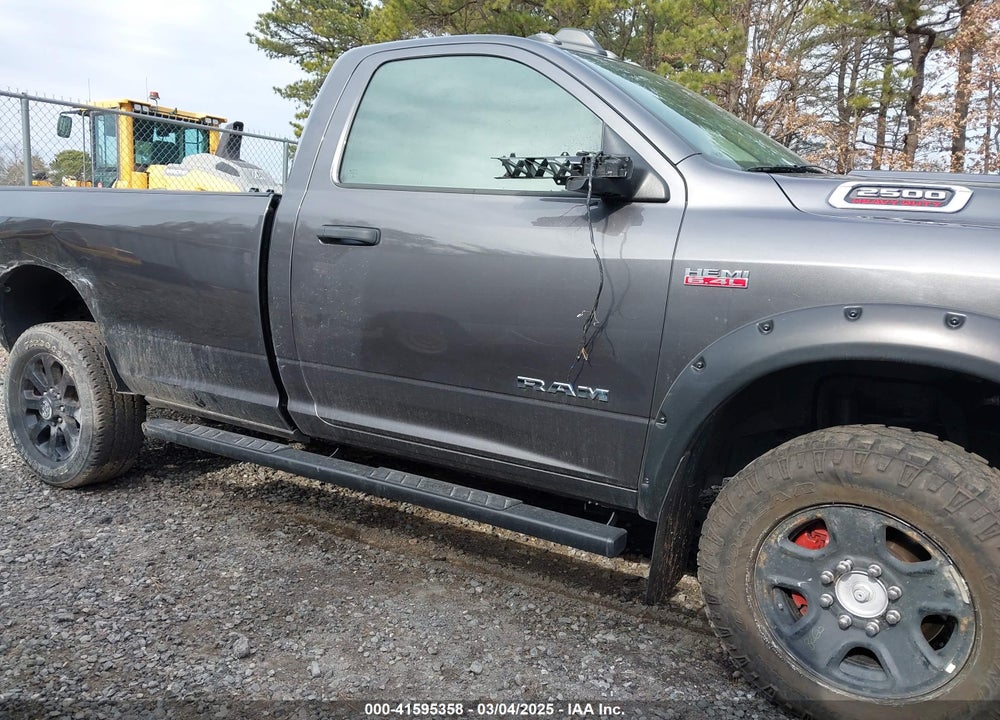 2020 RAM 2500 VIN: 3C6MR5AJ9LG250677
