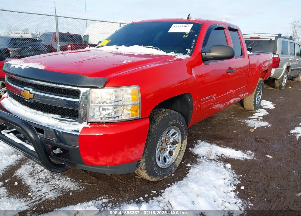 2010 CHEVROLET SILVERADO 1500 LS VIN: 1GCSKREA5AZ266507