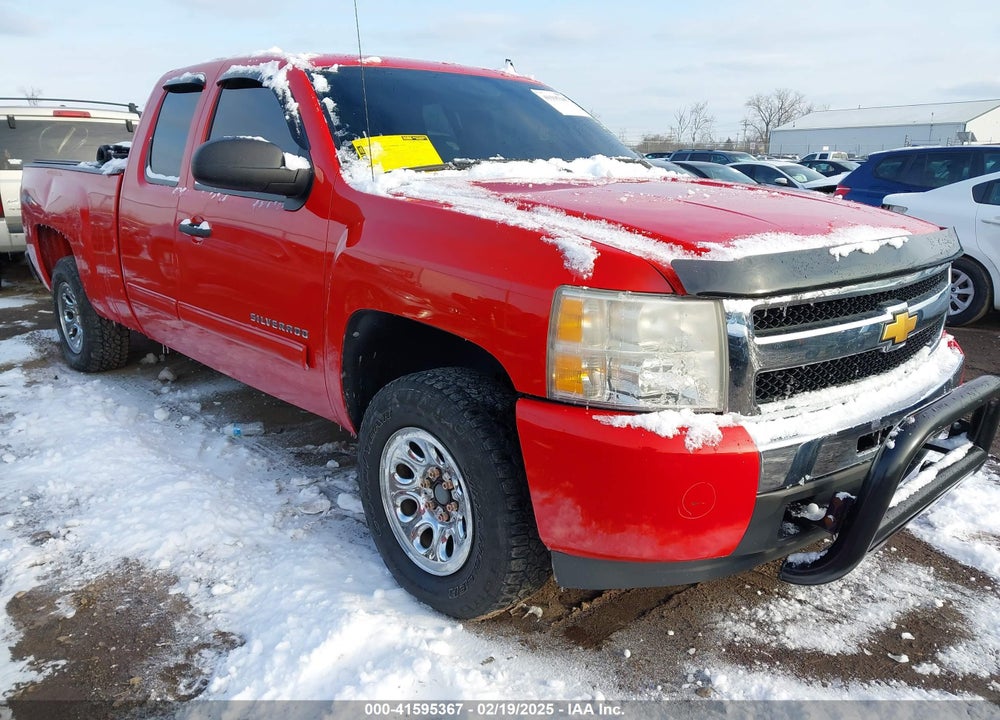 2010 CHEVROLET SILVERADO 1500 LS VIN: 1GCSKREA5AZ266507