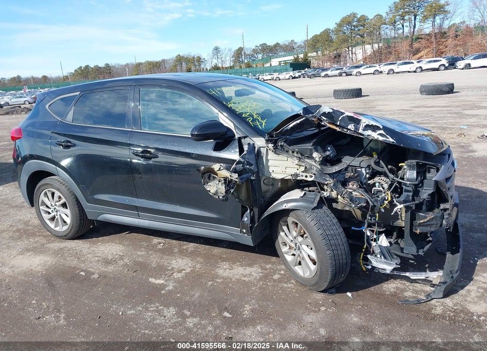 2018 HYUNDAI TUCSON SE VIN: KM8J23A43JU615374