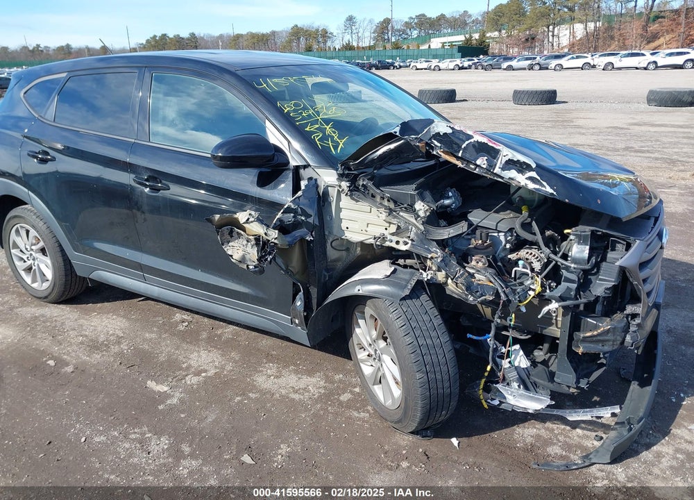 2018 HYUNDAI TUCSON SE VIN: KM8J23A43JU615374