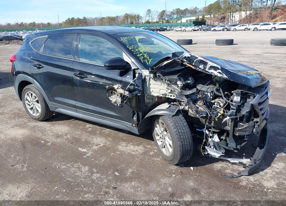 2018 HYUNDAI TUCSON SE VIN: KM8J23A43JU615374