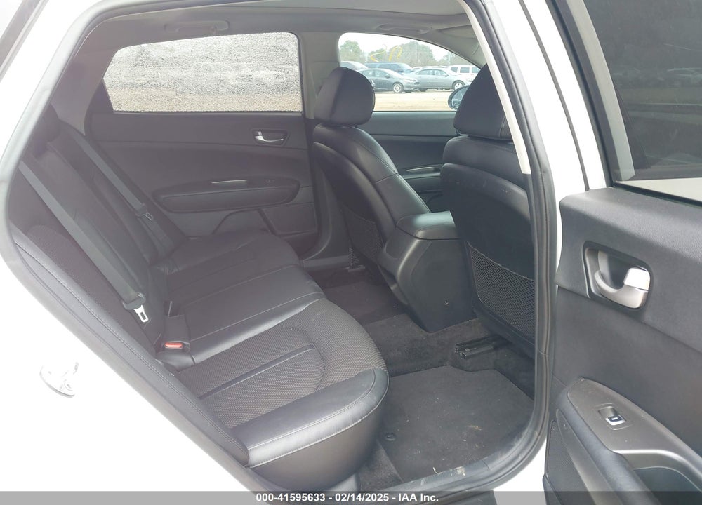 2020 KIA OPTIMA VIN: 5XXGT4L30LG419228