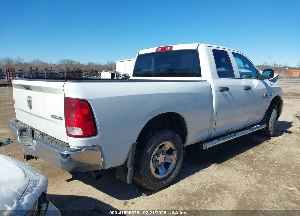 2013 RAM 1500 VIN: 1C6RR7FT1DS563633