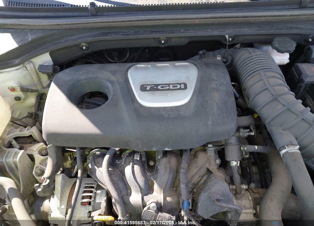 2018 HYUNDAI ELANTRA VIN: KMHD04LB2JU723537
