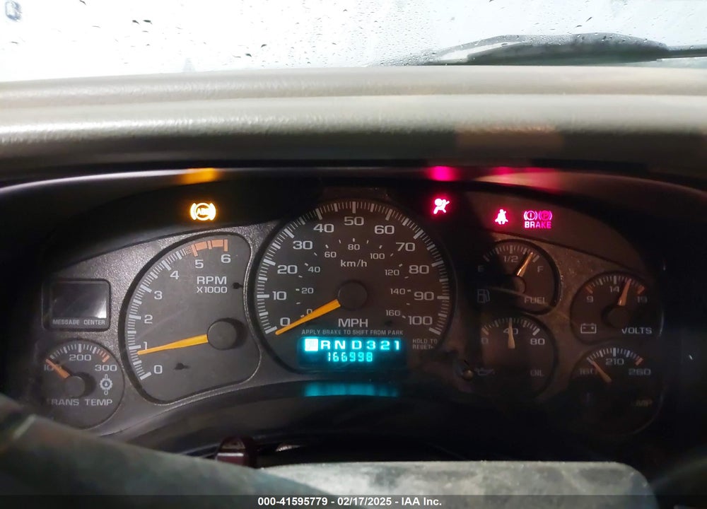 2001 CHEVROLET SILVERADO 2500HD LS VIN: 1GCHK29GX1E199698