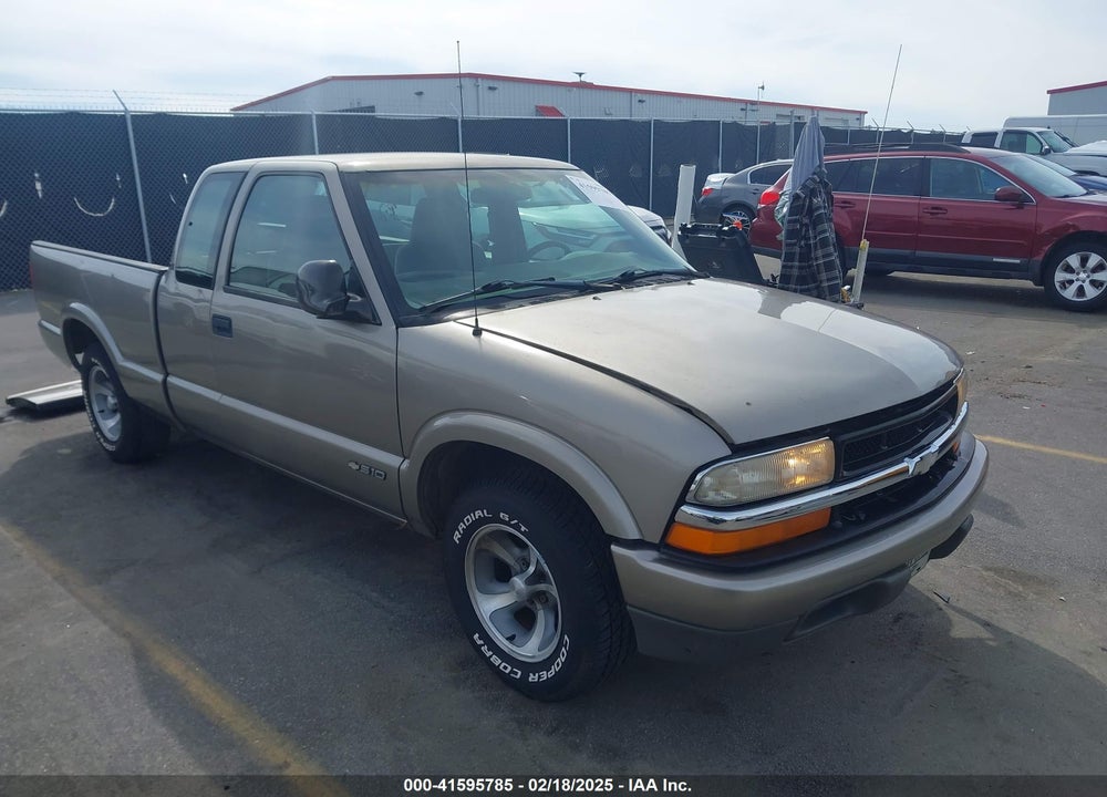 1998 CHEVROLET S-10 LS FLEETSIDE VIN: 1GCCS1940WK110207