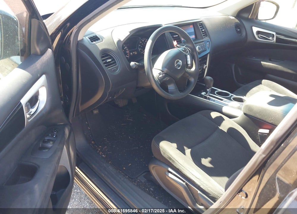 2013 NISSAN PATHFINDER S VIN: 5N1AR2MN7DC683679