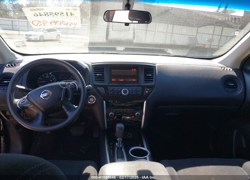 2013 NISSAN PATHFINDER S VIN: 5N1AR2MN7DC683679