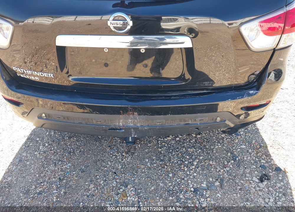 2013 NISSAN PATHFINDER S VIN: 5N1AR2MN7DC683679