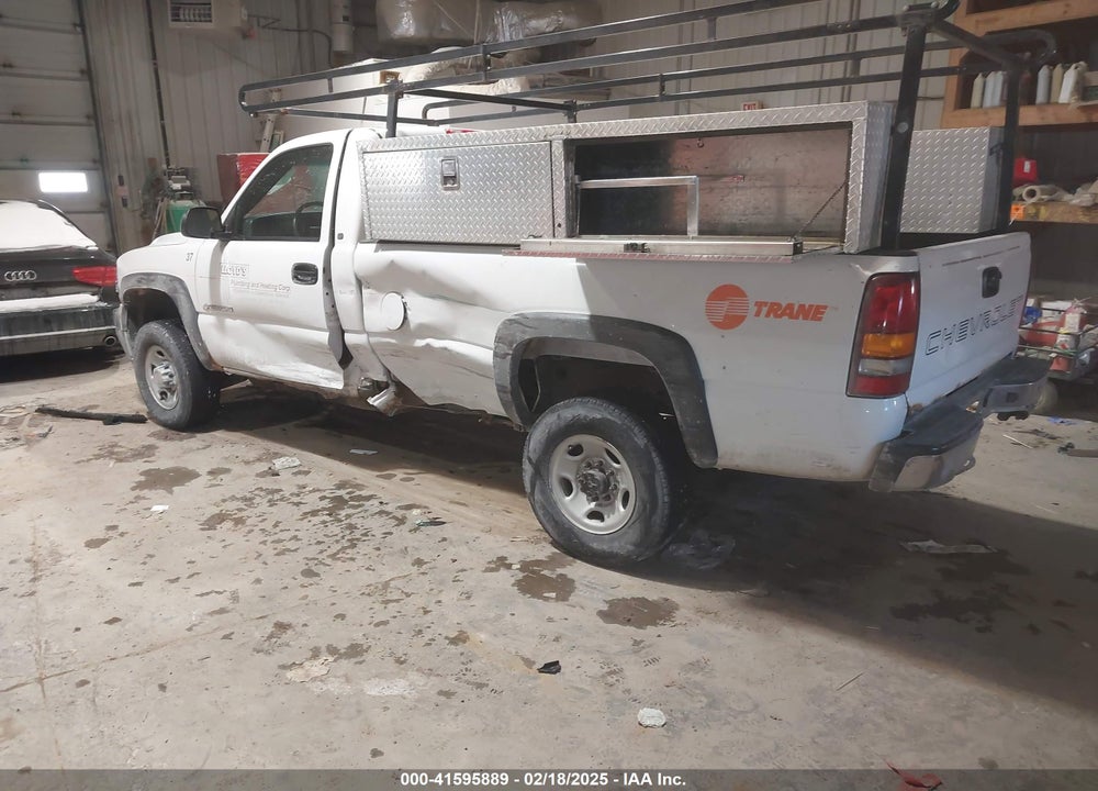 2002 CHEVROLET SILVERADO 2500HD VIN: 1GCHC24U82E178585
