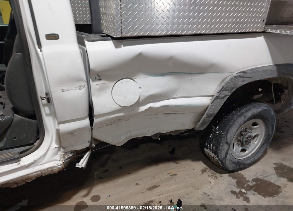 2002 CHEVROLET SILVERADO 2500HD VIN: 1GCHC24U82E178585
