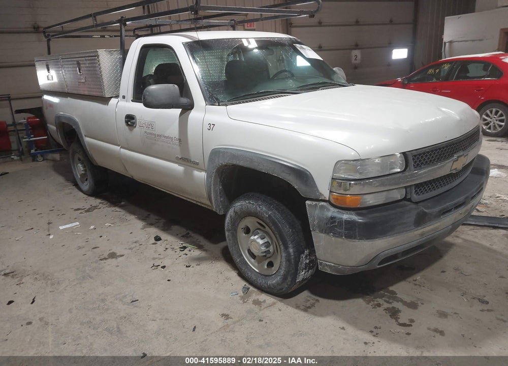 2002 CHEVROLET SILVERADO 2500HD VIN: 1GCHC24U82E178585