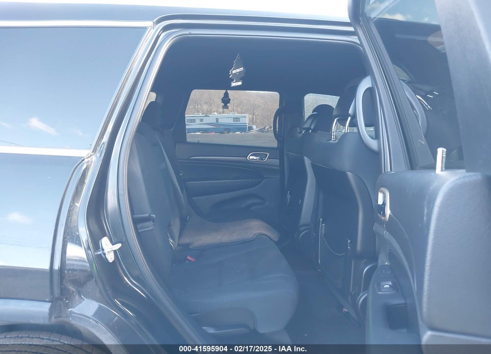 2016 JEEP GRAND CHEROKEE LAREDO VIN: 1C4RJFAG7GC324347