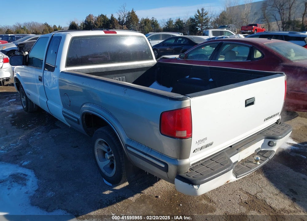 1999 CHEVROLET S-10 LS VIN: 1GCCS1949XK162193