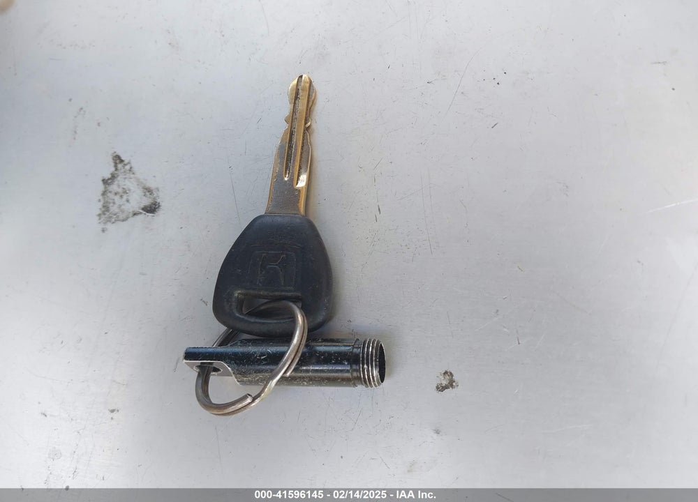 2002 HONDA CIVIC LX VIN: 2HGES16552H527184