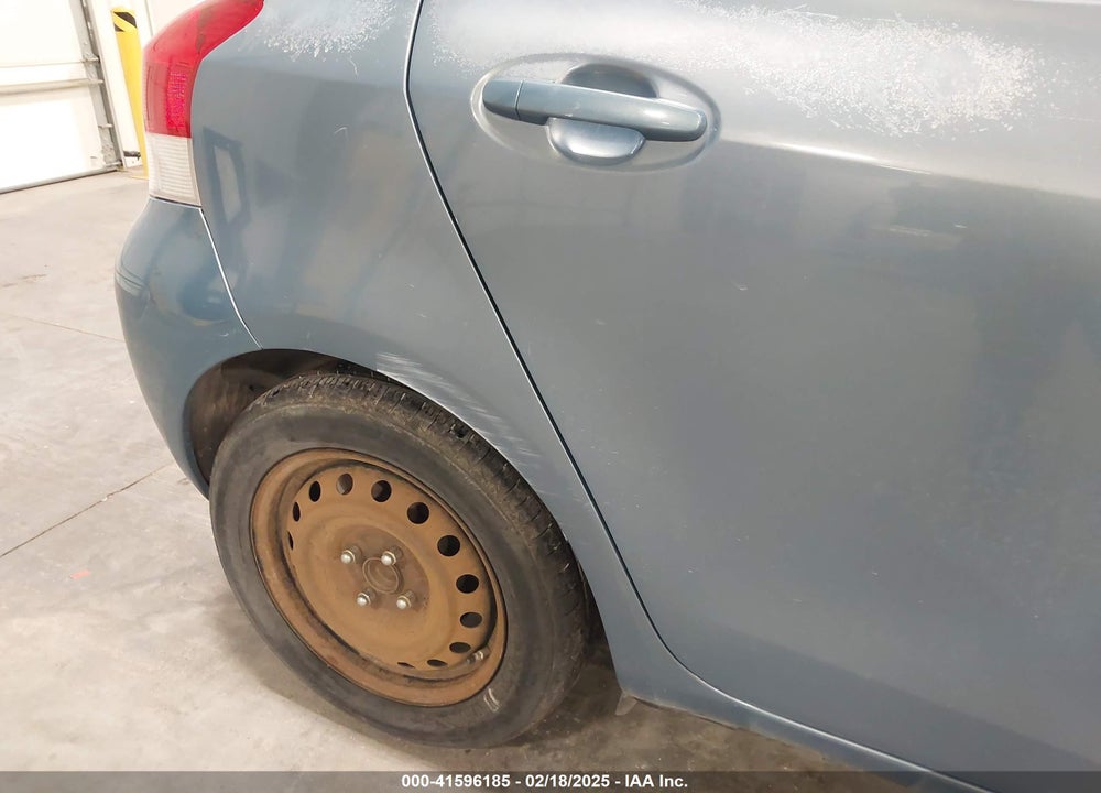 2009 TOYOTA YARIS VIN: JTDKT903395222143