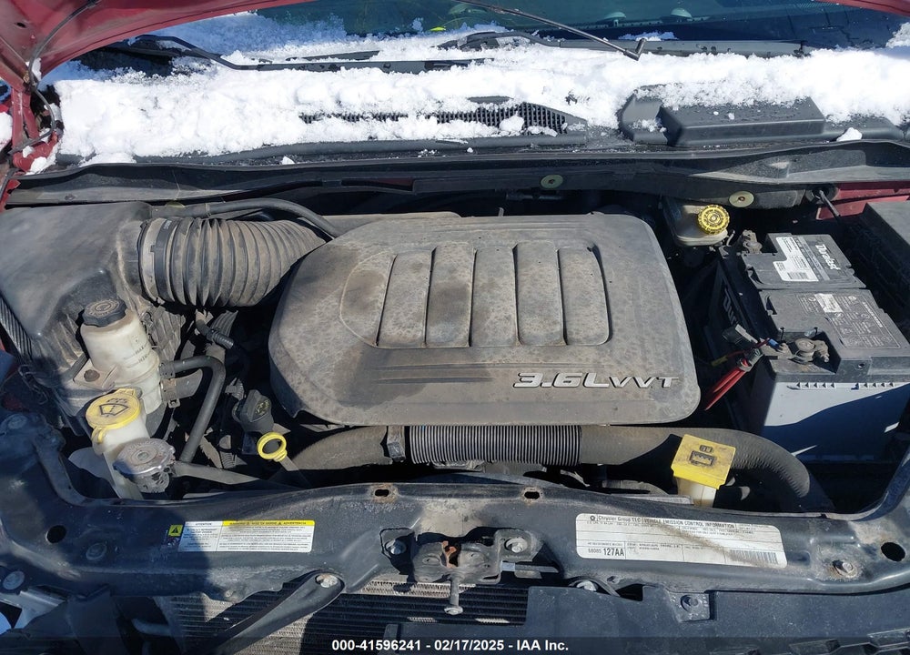 2011 DODGE GRAND CARAVAN CREW VIN: 2D4RN5DG9BR606227