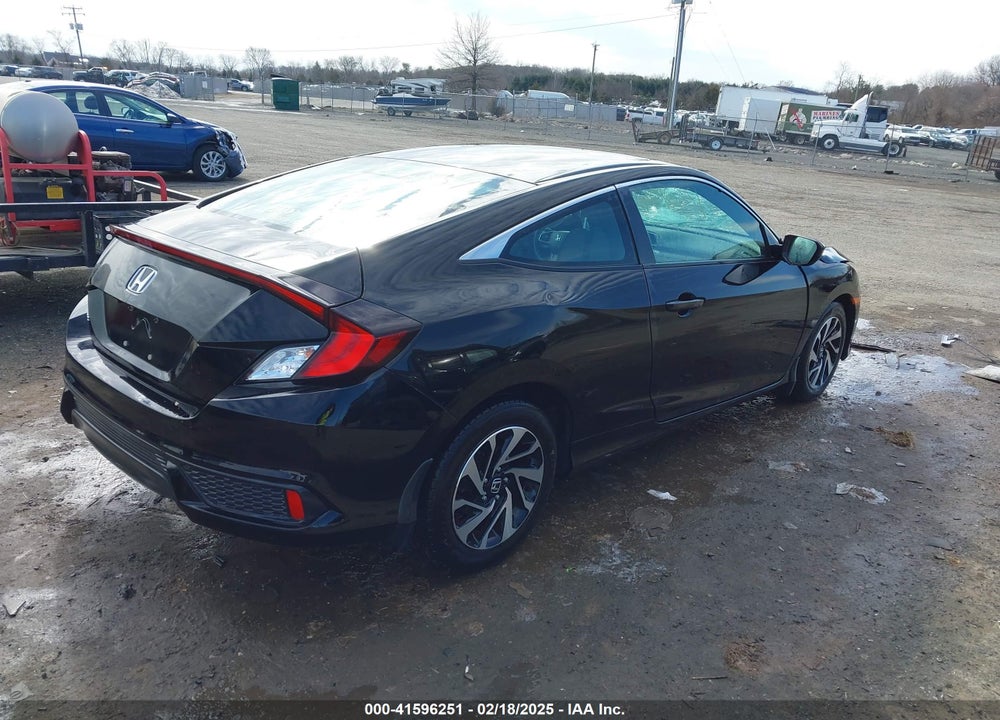 2018 HONDA CIVIC VIN: 2HGFC4B55JH302965