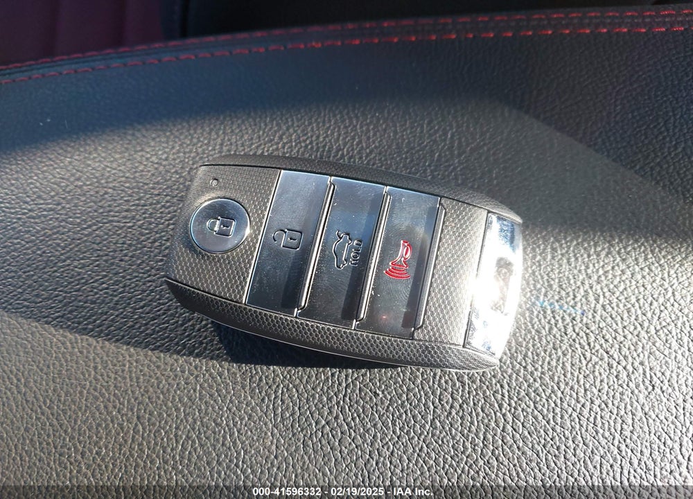 2020 KIA OPTIMA VIN: 5XXGW4L20LG448243