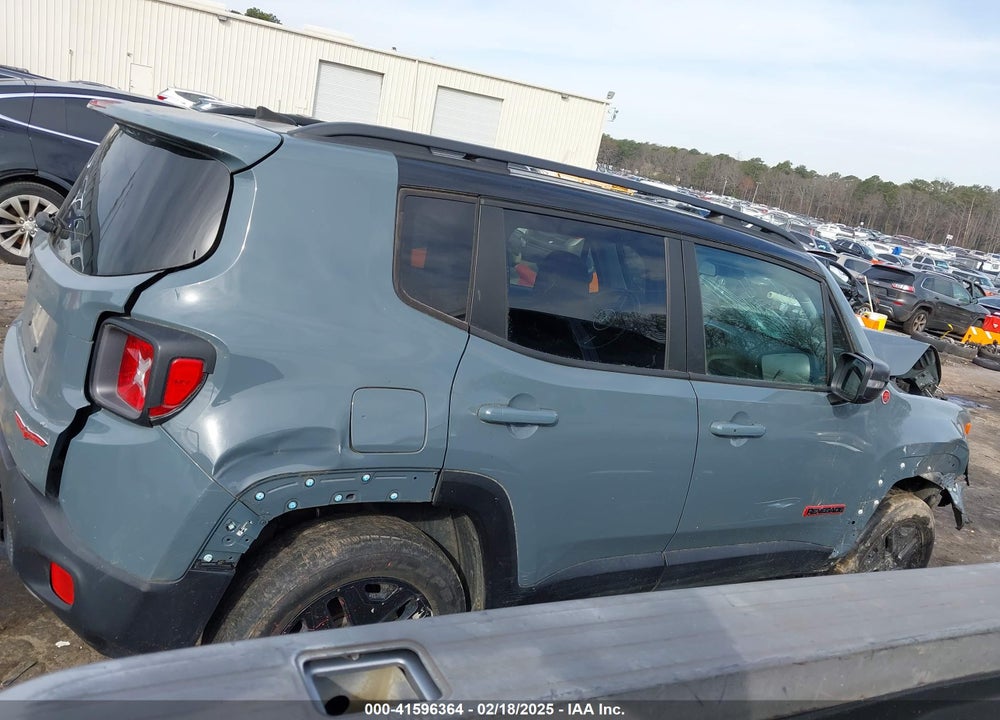 2018 JEEP RENEGADE VIN: ZACCJBCB8JPH54696