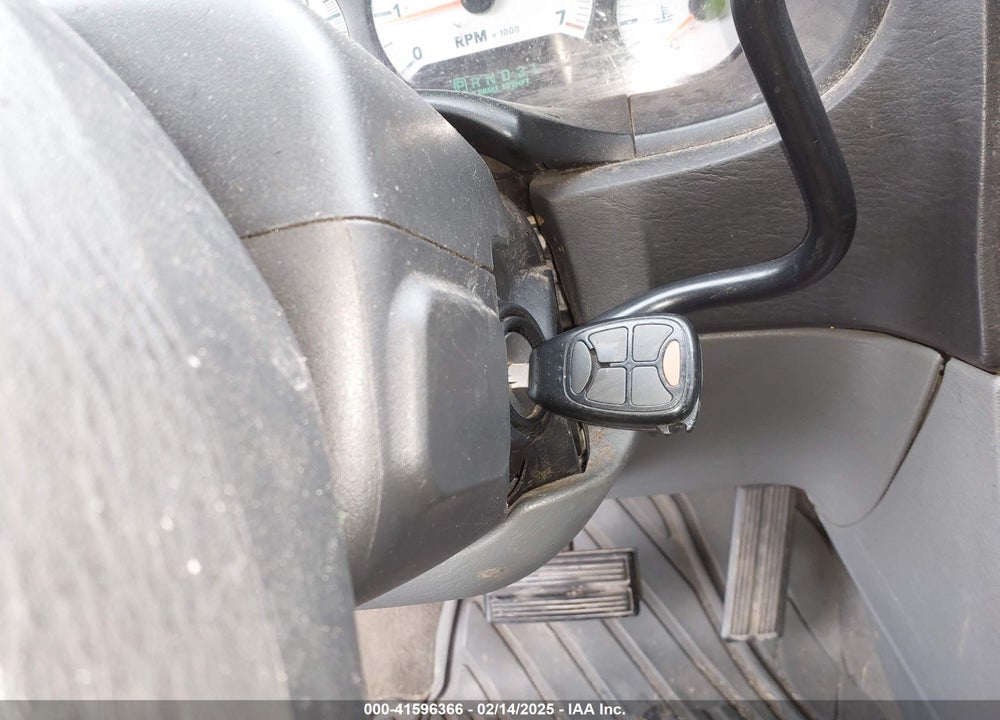 2005 DODGE GRAND CARAVAN SXT VIN: 2D4GP44L25R405315