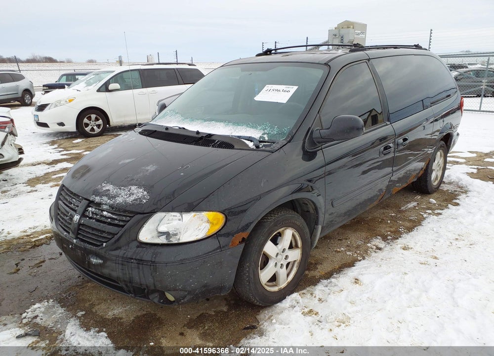 2005 DODGE GRAND CARAVAN SXT VIN: 2D4GP44L25R405315