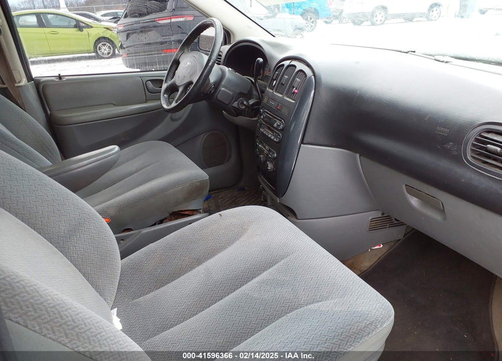 2005 DODGE GRAND CARAVAN SXT VIN: 2D4GP44L25R405315