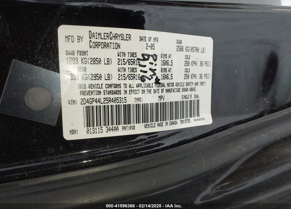 2005 DODGE GRAND CARAVAN SXT VIN: 2D4GP44L25R405315