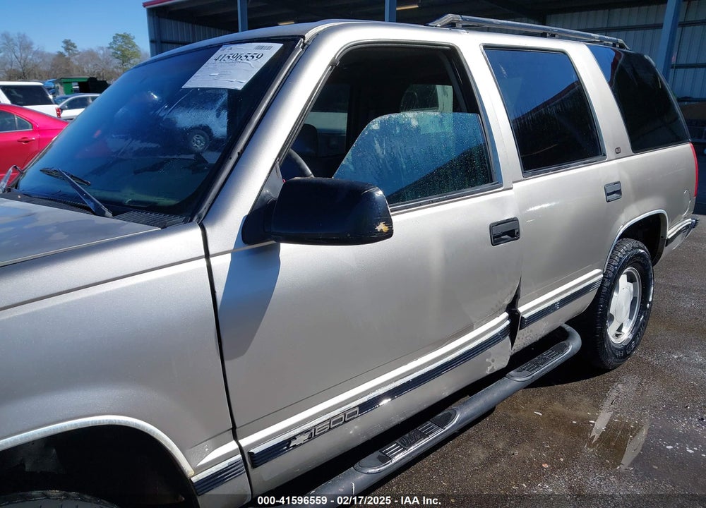 1998 GMC YUKON VIN: 1GKEK13R4WJ725608