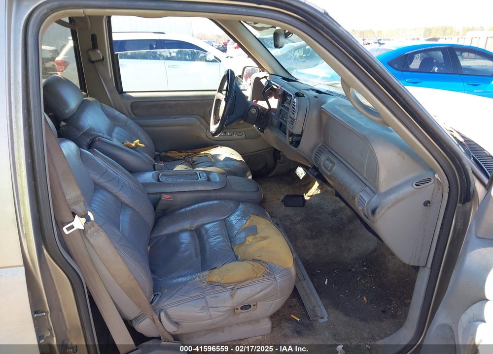 1998 GMC YUKON VIN: 1GKEK13R4WJ725608