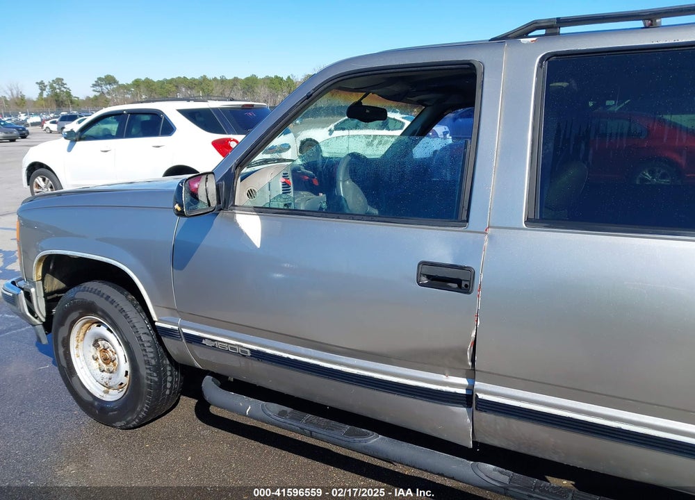 1998 GMC YUKON VIN: 1GKEK13R4WJ725608