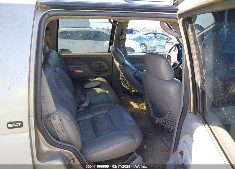 1998 GMC YUKON VIN: 1GKEK13R4WJ725608