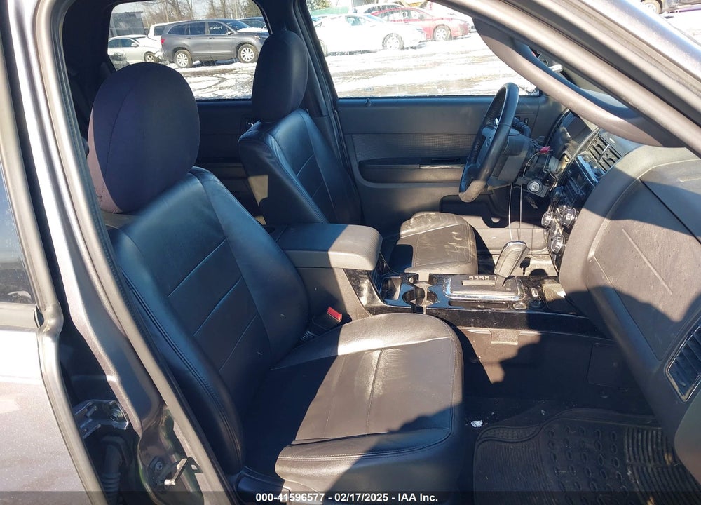 2010 FORD ESCAPE LIMITED VIN: 1FMCU9EG6AKB40342