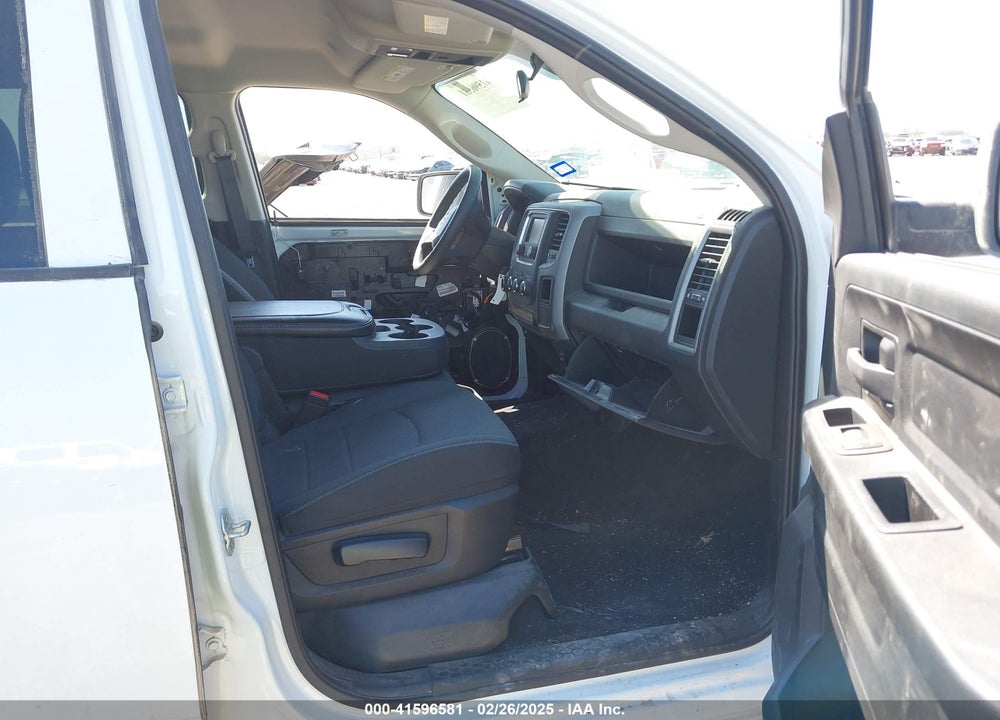 2023 RAM 1500 CLASSIC VIN: 3C6RR7KG2PG662465