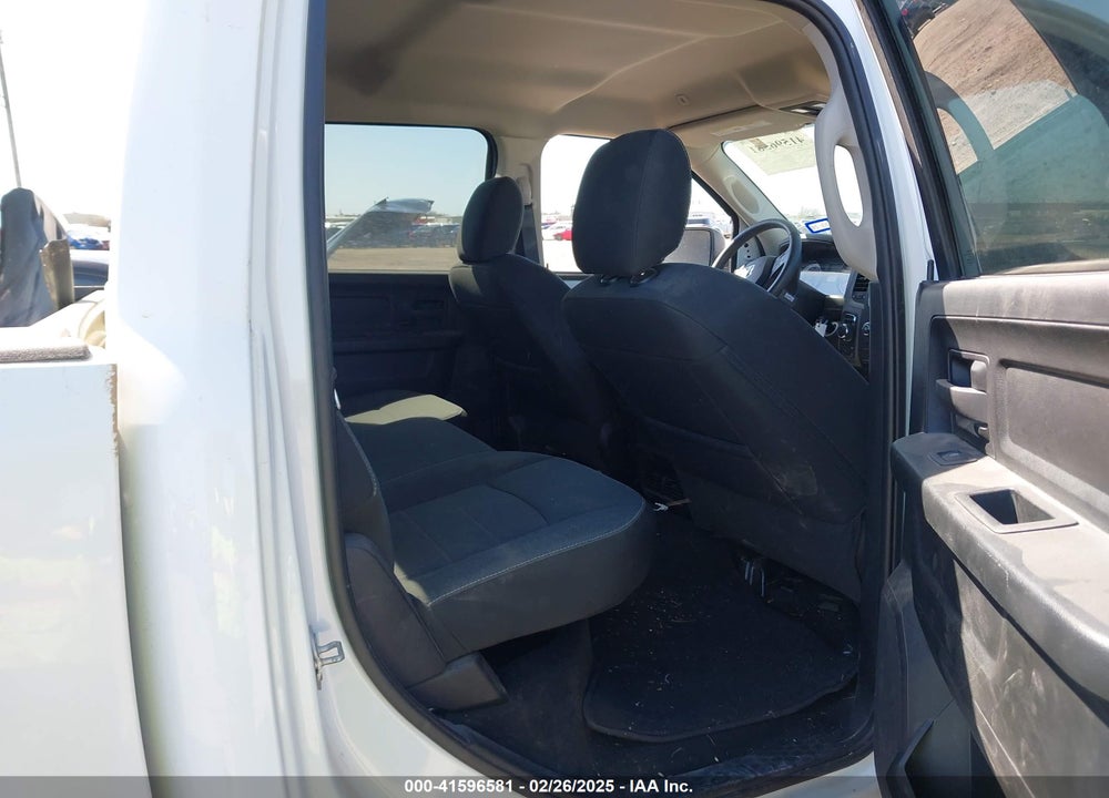 2023 RAM 1500 CLASSIC VIN: 3C6RR7KG2PG662465